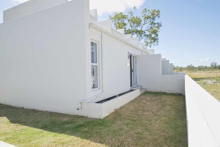 To Let 3 Bedroom Property for Rent in Parsonsvlei Eastern Cape